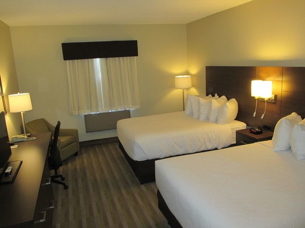 Best Western London Airport Inn & Suites Habitación foto