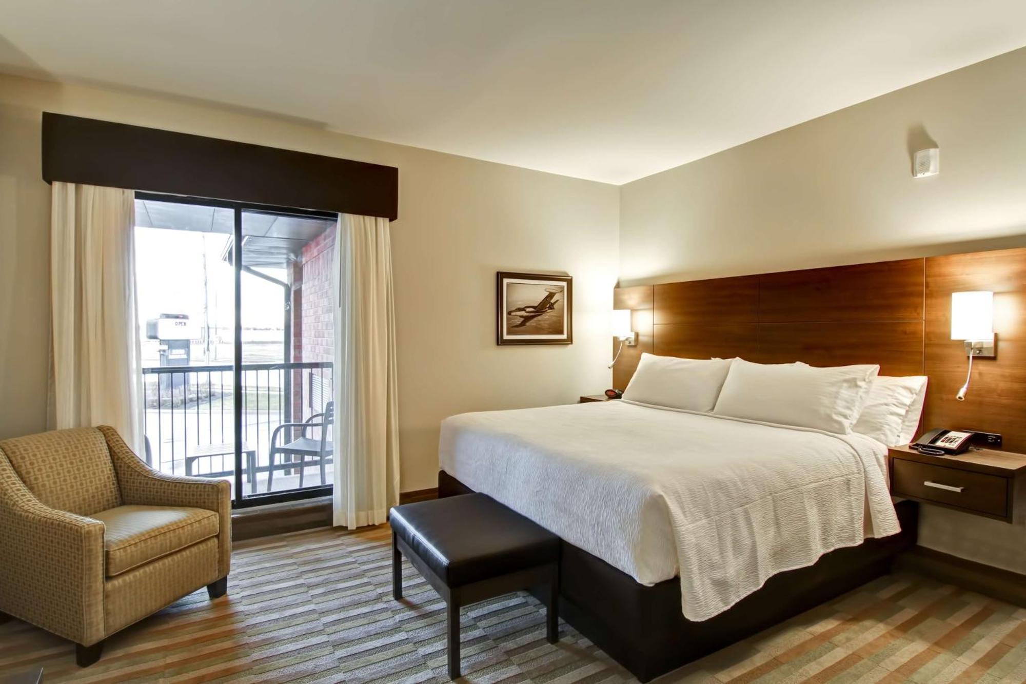 Best Western London Airport Inn & Suites Exterior foto